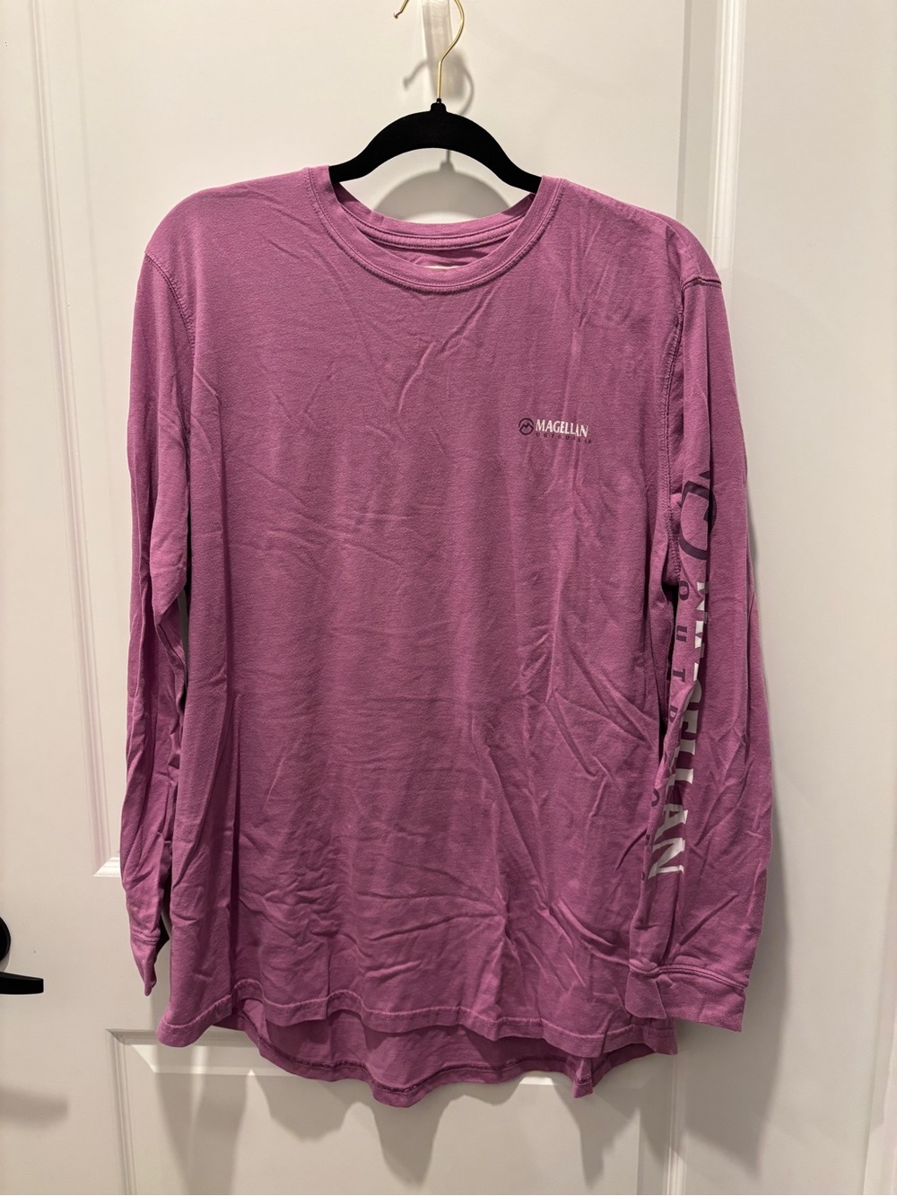 Magellan Outdoors Pinkish Purple Long Sleeve Crew Tee
